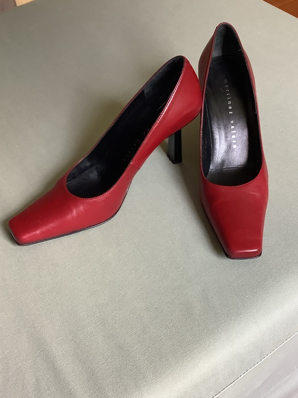 Martinez Valero Burgundy Leather Pointed Square-Toe Pumps